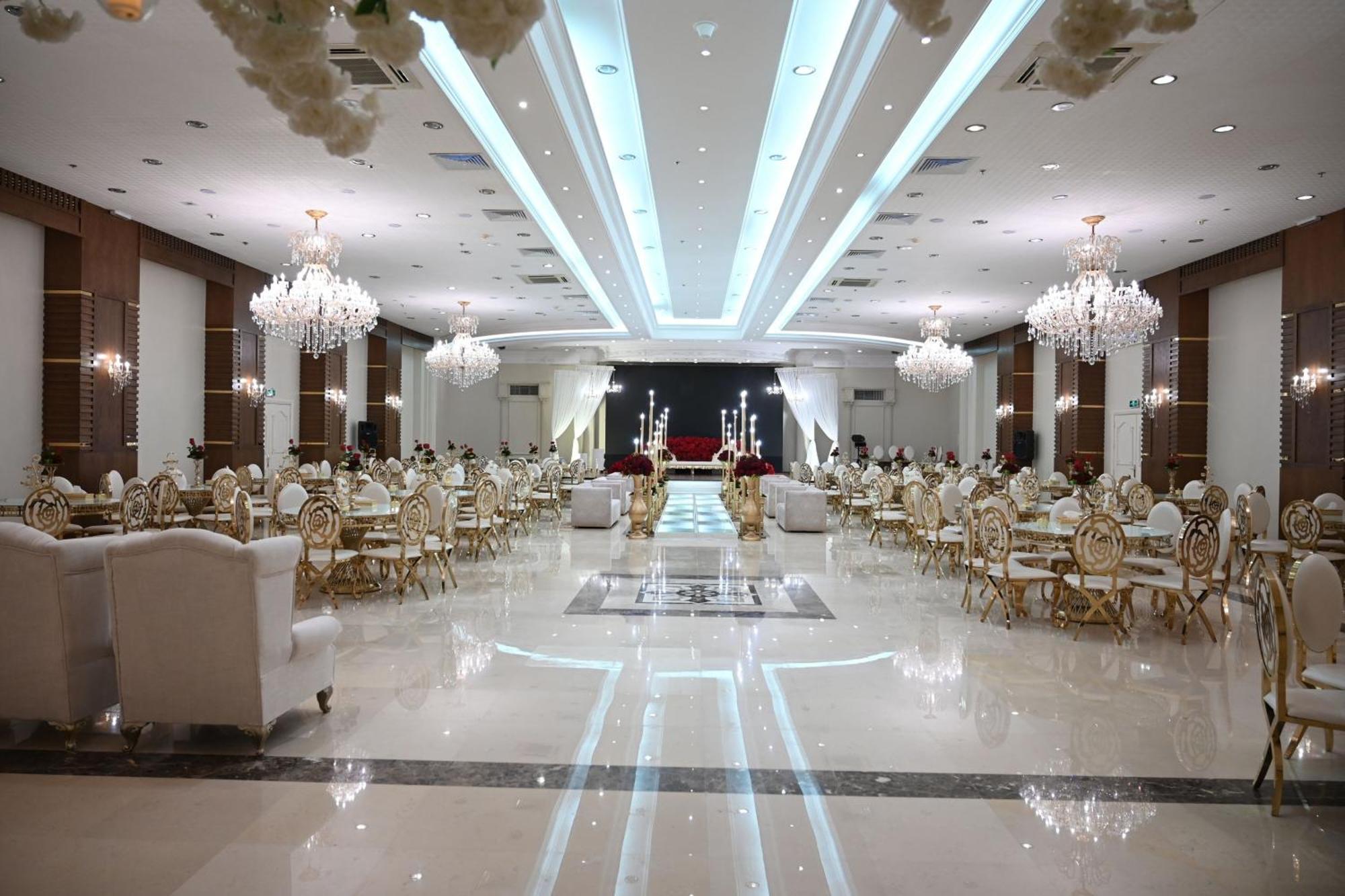 Le Meridien Medina Eksteriør bilde A wedding hall in Cairo, Egypt